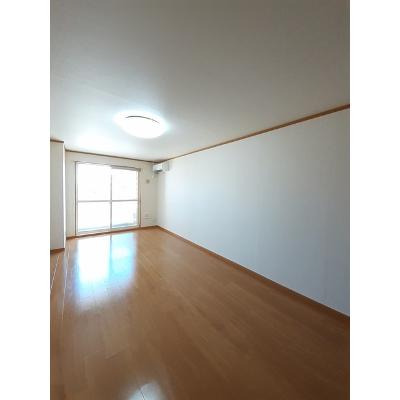 プレアベニューＣ 202【管理NO：1-013384301-02020】 ★家具家電は申し込み後に搬入します★ ★2026年10月中旬入居可能★の物件写真2