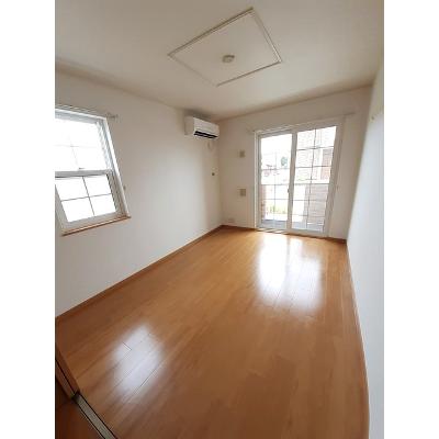 コズミック　Ｂ 102【管理NO：1-014019402-01020】 ★家具家電は申し込み後に搬入します★ ★2026年10月中旬入居可能★の物件写真2
