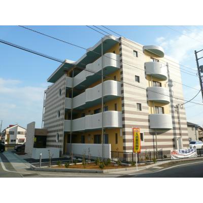 【コンビニまで徒歩3分！】サフィーロ 201号室の外観画像
