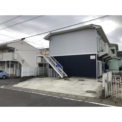【コンビニまで徒歩6分！】サンパレスⅡ 102号室の外観画像