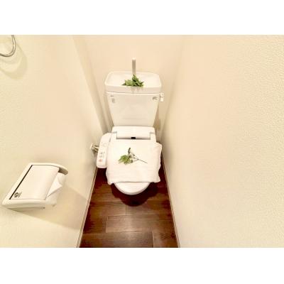 【三重県四日市市/近鉄四日市駅/バストイレ別・独立洗面台/洋室8.5帖/オートロック】フローリッシュクボタ ファミマンの物件写真5