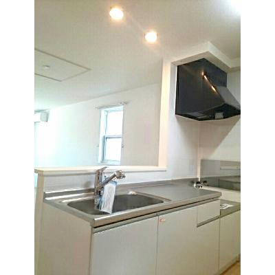 クリスタル 104【管理NO：1-022341801-01040】 ★家具家電は申し込み後に搬入します★ ★2026年10月中旬入居可能★の物件写真3