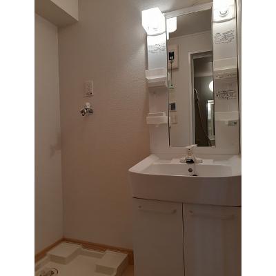フラン 201【管理NO：1-016086001-02010】 ★家具家電は申し込み後に搬入します★ ★2026年10月上旬入居可能★の物件写真6