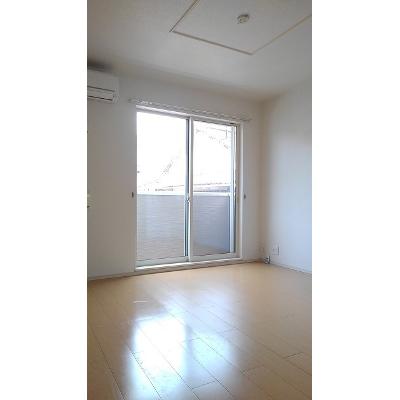 apartment 山口県岩国市青木町１丁目５番２６ 

↓地図はこちらから