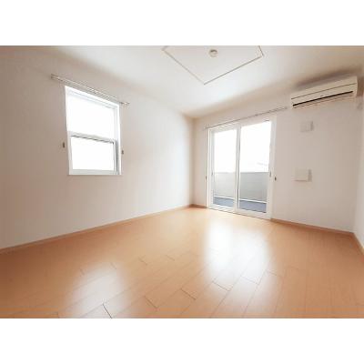 ヴェルデンスＤ 102【管理NO：1-016782202-01020】 ★家具家電は申し込み後に搬入します★ ★2026年10月上旬入居可能★の物件写真2
