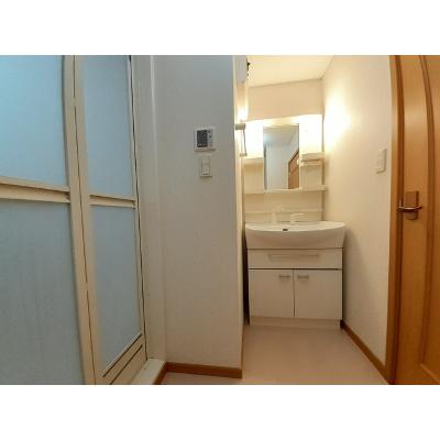 セレーノ　Ｂ 201【管理NO：1-013371602-02010】 ★家具家電は申し込み後に搬入します★ ★2026年09月上旬入居可能★の物件写真6