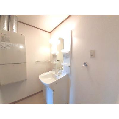 プレッソ　フィオーレ 201【管理NO：1-010988201-02010】 ★家具家電は申し込み後に搬入します★ ★2026年10月上旬入居可能★の物件写真6