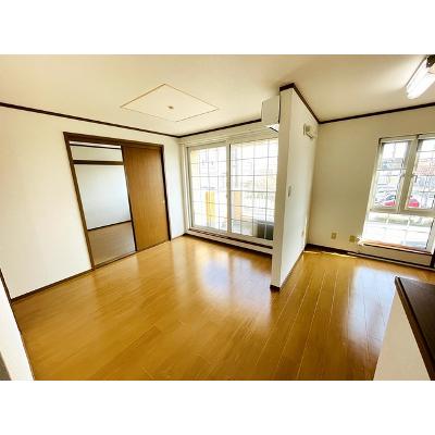 アーバンステートⅡ 202【管理NO：1-011267501-02020】 ★家具家電は申し込み後に搬入します★ ★2026年09月上旬入居可能★の物件写真2