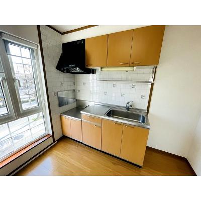 アーバンステートⅡ 202【管理NO：1-011267501-02020】 ★家具家電は申し込み後に搬入します★ ★2026年09月上旬入居可能★の物件写真3