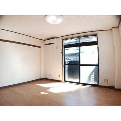 陽々館 106【管理NO：1-007960101-01060】 ★家具家電は申し込み後に搬入します★ ★2026年09月下旬入居可能★の物件写真2