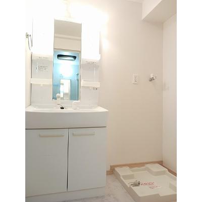 ファイン 204【管理NO：1-016587601-02040】 ★家具家電は申し込み後に搬入します★ ★2026年10月上旬入居可能★の物件写真6