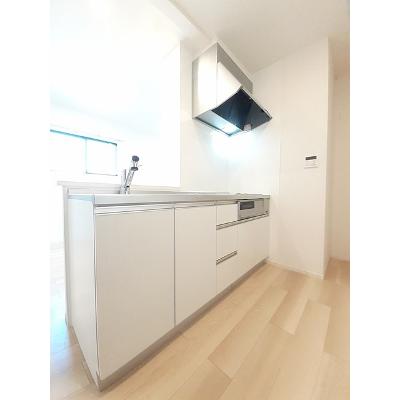 メゾン　ド　コルヌイエ　Ⅲ 203【管理NO：1-027435803-02030】 ★家具家電は申し込み後に搬入します★ ★2026年11月中旬入居可能★の物件写真3