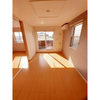 エレナ　メゾンＣ 203【管理NO：1-019222001-02030】 ★家具家電は申し込み後に搬入します★ ★2026年10月下旬入居可能★の物件写真2