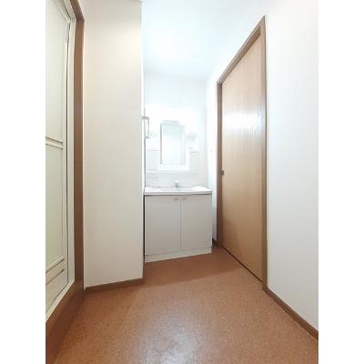 ＣＯＵＲＴーＹＡＲＤ三橋公園Ｄ 104【管理NO：1-009669904-01040】 ★家具家電は申し込み後に搬入します★ ★2026年09月中旬入居可能★の物件写真6