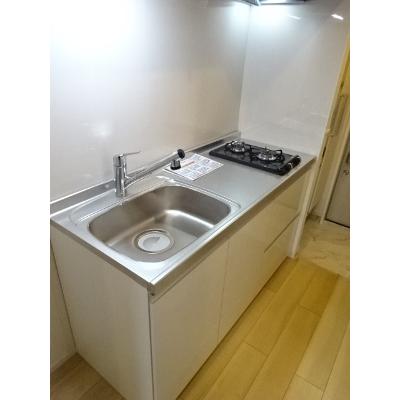 シャイニー 304【管理NO：1-026655301-03040】 ★家具家電は申し込み後に搬入します★ ★2026年10月上旬入居可能★の物件写真3