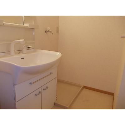 サンコリーヌ 203【管理NO：1-012773701-02030】 ★家具家電は申し込み後に搬入します★ ★2026年10月中旬入居可能★の物件写真6