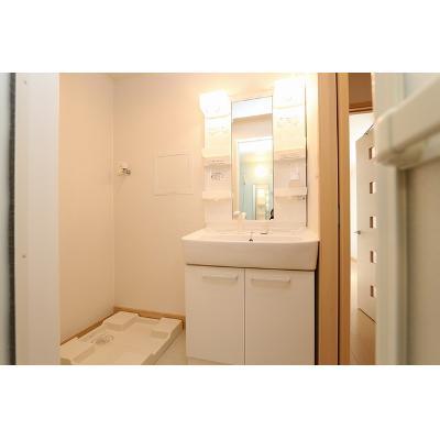 テラ　ハウス 203【管理NO：1-015830201-02030】 ★家具家電は申し込み後に搬入します★ ★2026年10月上旬入居可能★の物件写真6