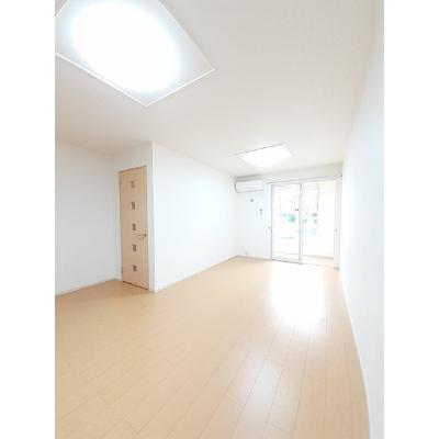 チェスタ仲町 101【管理NO：1-018324701-01010】 ★家具家電は申し込み後に搬入します★ ★2026年10月下旬入居可能★の物件写真2