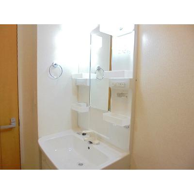 apartment 富山県射水市手崎９１２－４ 

↓地図はこちらから