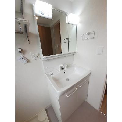 シュトラール 303【管理NO：1-027353301-03030】 ★家具家電は申し込み後に搬入します★ ★2026年10月中旬入居可能★の物件写真6