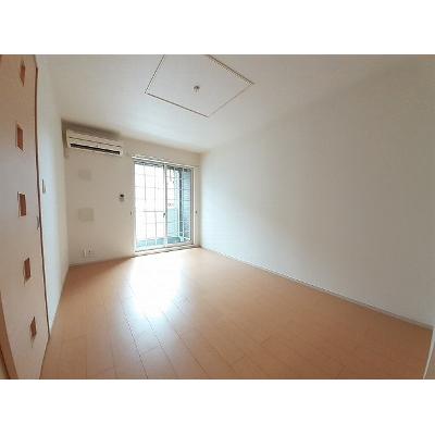 エレガンシア 102【管理NO：1-017218701-01020】 ★家具家電は申し込み後に搬入します★ ★2026年10月中旬入居可能★の物件写真2