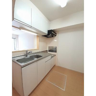 エレガンシア 102【管理NO：1-017218701-01020】 ★家具家電は申し込み後に搬入します★ ★2026年10月中旬入居可能★の物件写真3