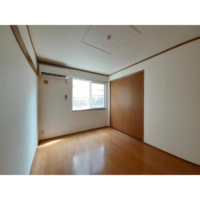 トマト館 102【管理NO：1-006987601-01020】 ★家具家電は申し込み後に搬入します★ ★2026年10月中旬入居可能★の物件写真2