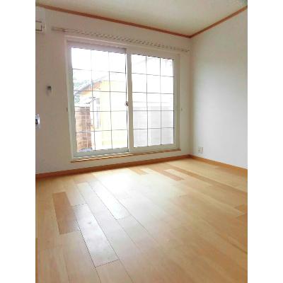 パイナリ今沢 201【管理NO：1-012902501-02010】 ★家具家電は申し込み後に搬入します★ ★2026年09月下旬入居可能★の物件写真2
