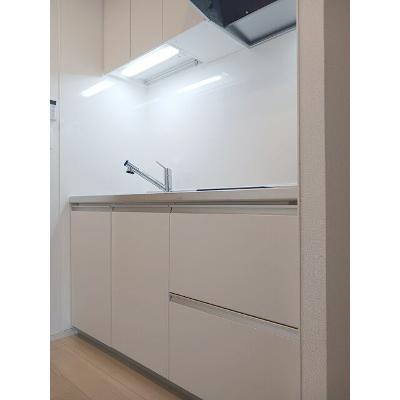 ヒカルサ静岡春日町 201【管理NO：1-028508701-02010】 ★家具家電は申し込み後に搬入します★ ★2026年10月上旬入居可能★の物件写真3