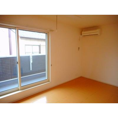 ラッフィナート 201【管理NO：1-017132101-02010】 ★家具家電は申し込み後に搬入します★ ★2026年10月中旬入居可能★の物件写真2