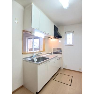 セレジェイラ 101【管理NO：1-014970901-01010】 ★家具家電は申し込み後に搬入します★の物件写真3