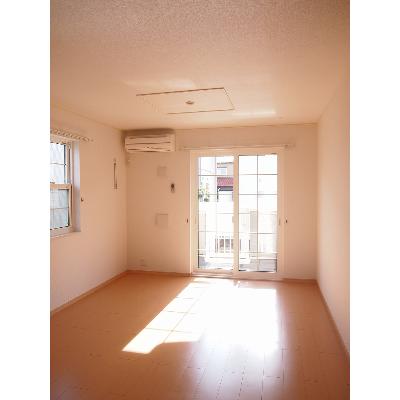 ゼファーⅡ 101【管理NO：1-016046002-01010】 ★家具家電は申し込み後に搬入します★ ★2026年10月中旬入居可能★の物件写真2