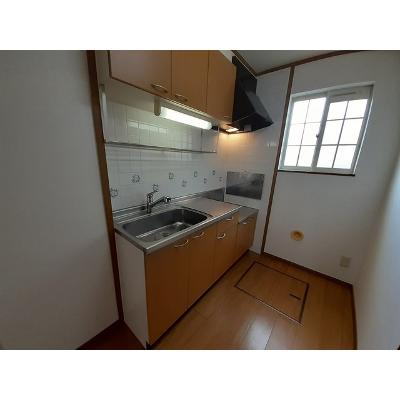 ハピネス・コバ 101【管理NO：1-011115401-01010】 ★家具家電は申し込み後に搬入します★ ★2026年10月上旬入居可能★の物件写真3