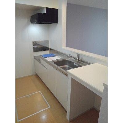 サーフサイド 103【管理NO：1-019565101-01030】 ★家具家電は申し込み後に搬入します★ ★2026年10月中旬入居可能★の物件写真3