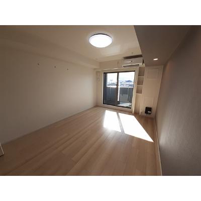 シャトーエレガント 305【管理NO：1-026763801-03040】 ★家具家電は申し込み後に搬入します★ ★2026年10月中旬入居可能★の物件写真2