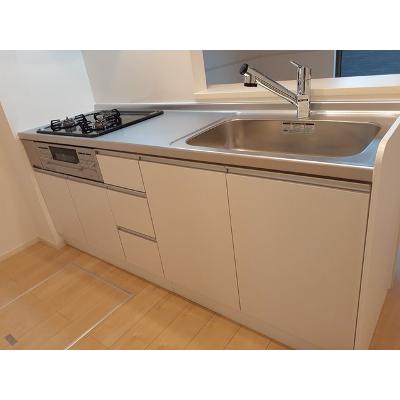 ラウレア 103【管理NO：1-025380801-01030】 ★家具家電は申し込み後に搬入します★ ★2026年10月中旬入居可能★の物件写真3
