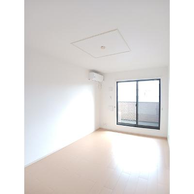 サンセットヒルズ 202【管理NO：1-017184001-02020】 ★家具家電は申し込み後に搬入します★の物件写真2