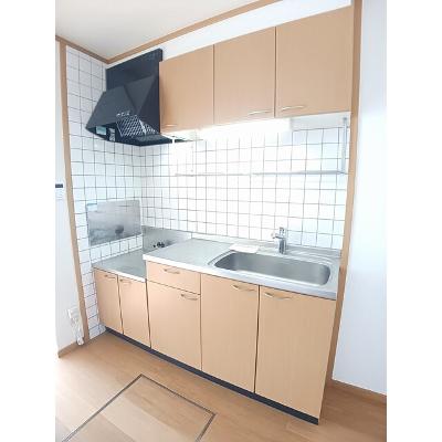 サニー・エクセレント　Ｂ 101【管理NO：1-011771902-01010】 ★家具家電は申し込み後に搬入します★ ★2026年10月中旬入居可能★の物件写真3