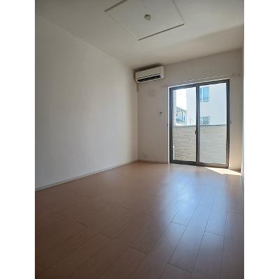 ブルージュ　Ａ 102【管理NO：1-016961801-01020】 ★家具家電は申し込み後に搬入します★の物件写真2