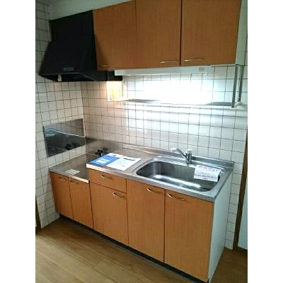 ヴィラ西秦 202【管理NO：1-010323701-02020】 ★家具家電は申し込み後に搬入します★ ★2026年10月中旬入居可能★の物件写真3
