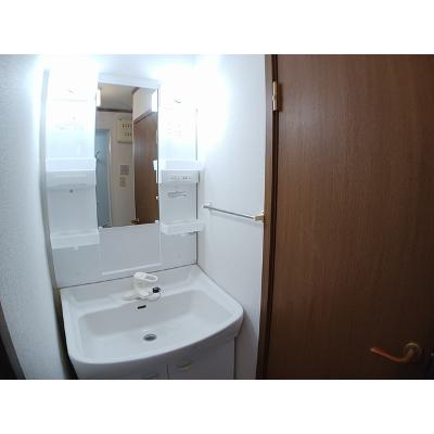 セレブレイトⅠ 203【管理NO：1-011792301-02030】 ★家具家電は申し込み後に搬入します★ ★2026年10月上旬入居可能★の物件写真6