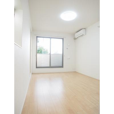 カーサ　セレーノ 206【管理NO：1-021324701-02060】 ★家具家電は申し込み後に搬入します★ ★2026年10月中旬入居可能★の物件写真2