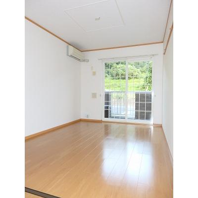 クロ－バ－ハウス 103【管理NO：1-012806901-01030】 ★家具家電は申し込み後に搬入します★ ★2026年10月中旬入居可能★の物件写真2