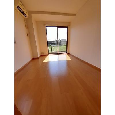 エントランス　壱番館 101【管理NO：1-013423701-01010】 ★家具家電は申し込み後に搬入します★ ★2026年09月下旬入居可能★の物件写真2