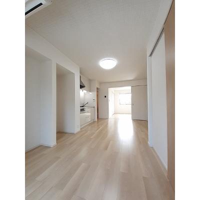 バウ　テラタイ 104【管理NO：1-026754601-01040】 ★家具家電は申し込み後に搬入します★ ★2026年10月中旬入居可能★の物件写真2