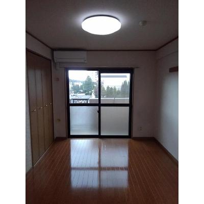 サンヒルズ 302【管理NO：1-012022901-03020】 ★家具家電は申し込み後に搬入します★ ★2026年09月下旬入居可能★の物件写真2