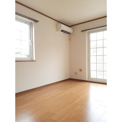 フ－ス川村 104【管理NO：1-011250601-01040】 ★家具家電は申し込み後に搬入します★ ★2026年10月上旬入居可能★の物件写真2
