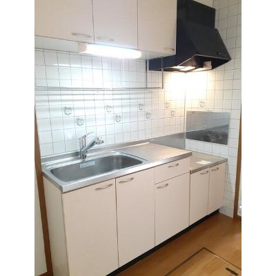 フ－ス川村 104【管理NO：1-011250601-01040】 ★家具家電は申し込み後に搬入します★ ★2026年10月上旬入居可能★の物件写真3