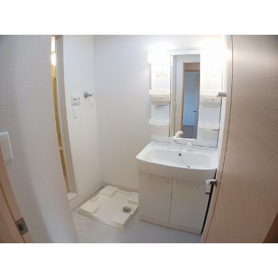 コーラル　リーフ 101【管理NO：1-017503601-01010】 ★家具家電は申し込み後に搬入します★ ★2026年10月中旬入居可能★の物件写真6