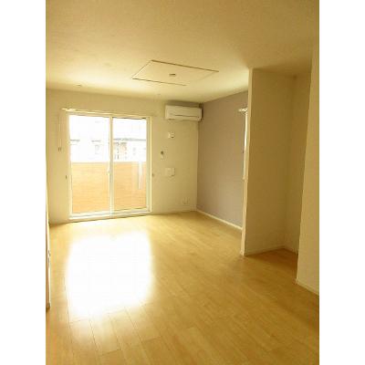 秋和ハイツ 101【管理NO：1-021965801-01010】 ★家具家電は申し込み後に搬入します★ ★2026年10月上旬入居可能★の物件写真2
